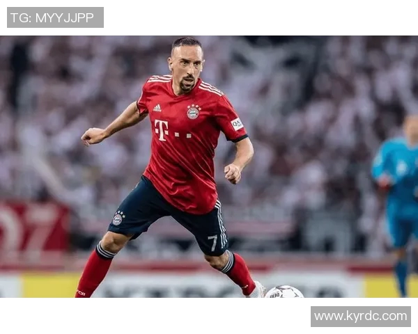 欧洲混血足球球星的崛起与融合之路展现多元血统下的绿茵传奇