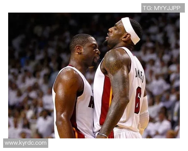 詹姆斯与足球巨星们的跨界对话与合作影响力分析